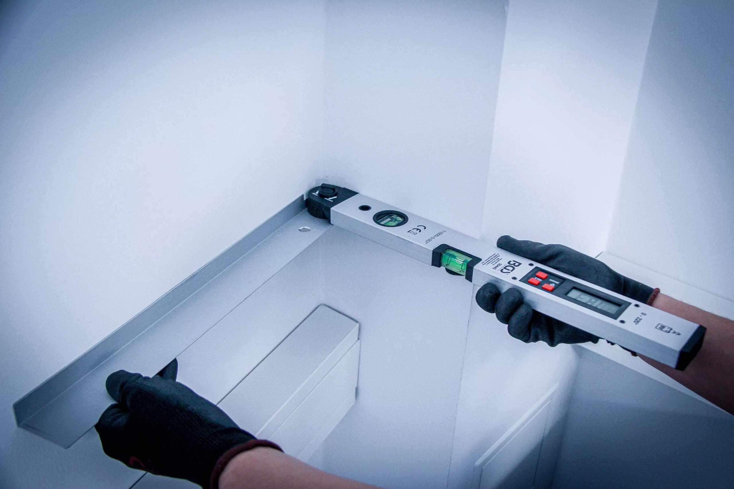 BGS technic Comparateur d'angles LCD numérique avec niveau à bulle | 450 mm BGS technic Comparateur d'angles LCD numérique avec niveau à bulle | 450 mm