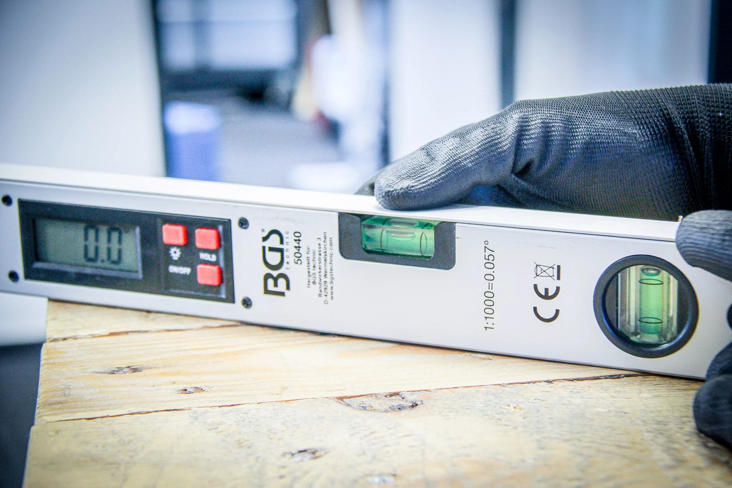 BGS technic Comparateur d'angles LCD numérique avec niveau à bulle | 450 mm BGS technic Comparateur d'angles LCD numérique avec niveau à bulle | 450 mm