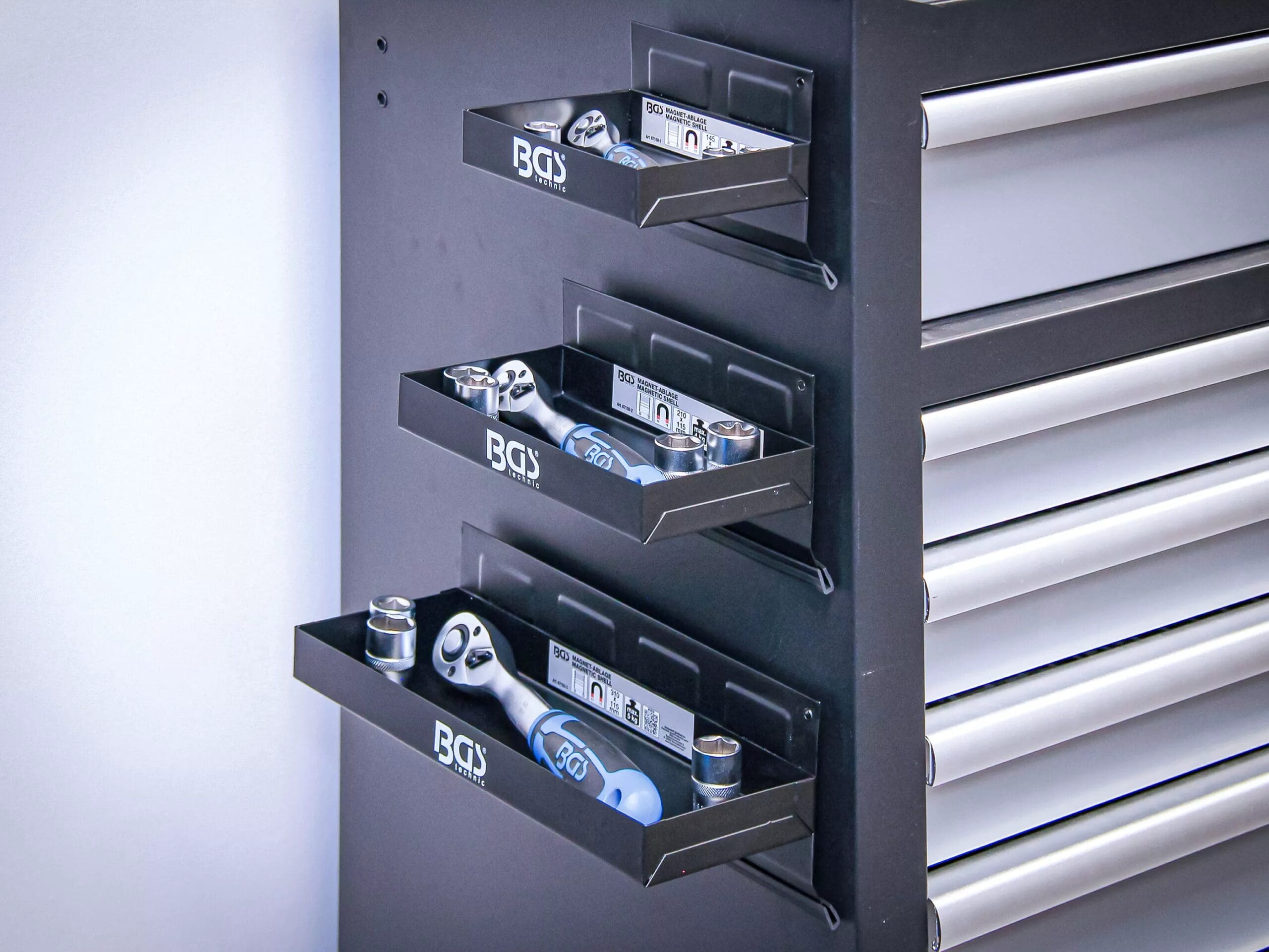 BGS technic Jeu de tablettes magnétiques | 150 / 210 / 310 mm | 3 pièces BGS technic Jeu de tablettes magnétiques | 150 / 210 / 310 mm | 3 pièces