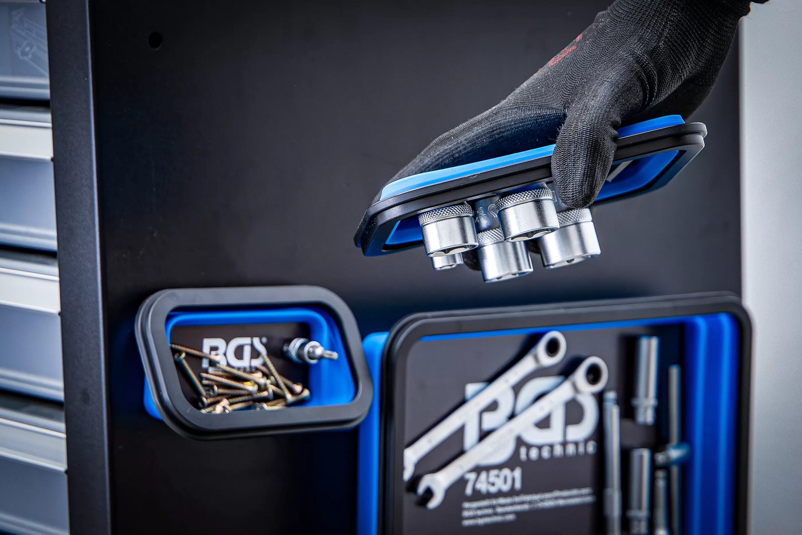 BGS technic Jeu de coupelles magnétiques | silicone | pliable | 3 pièces BGS technic Jeu de coupelles magnétiques | silicone | pliable | 3 pièces